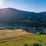 Nad Lipami - Apartament Z Sauna I Tarasem Blisko Stoku Sczyrk